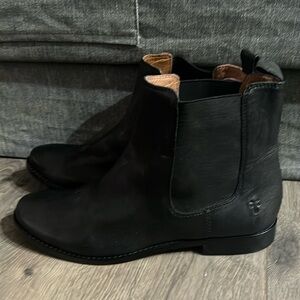 Women’s FRYE black boots model 3479259